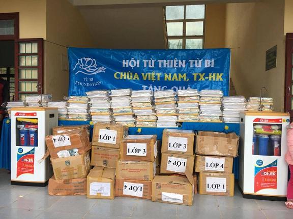Ban từ thiện Quỹ Phát triển Nông thôn và Giảm nghèo huyện Quảng Ninh kết nối các hoạt động cứu trợ cho bà con vùng lũ